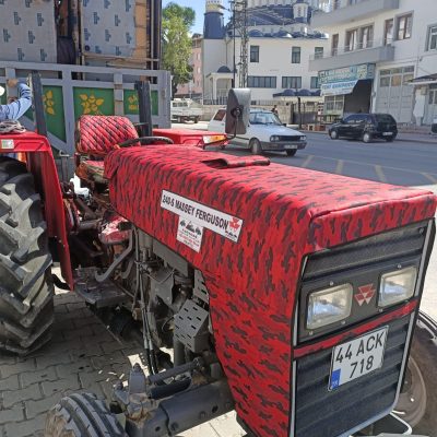 Karadağ Traktör Kılıfları